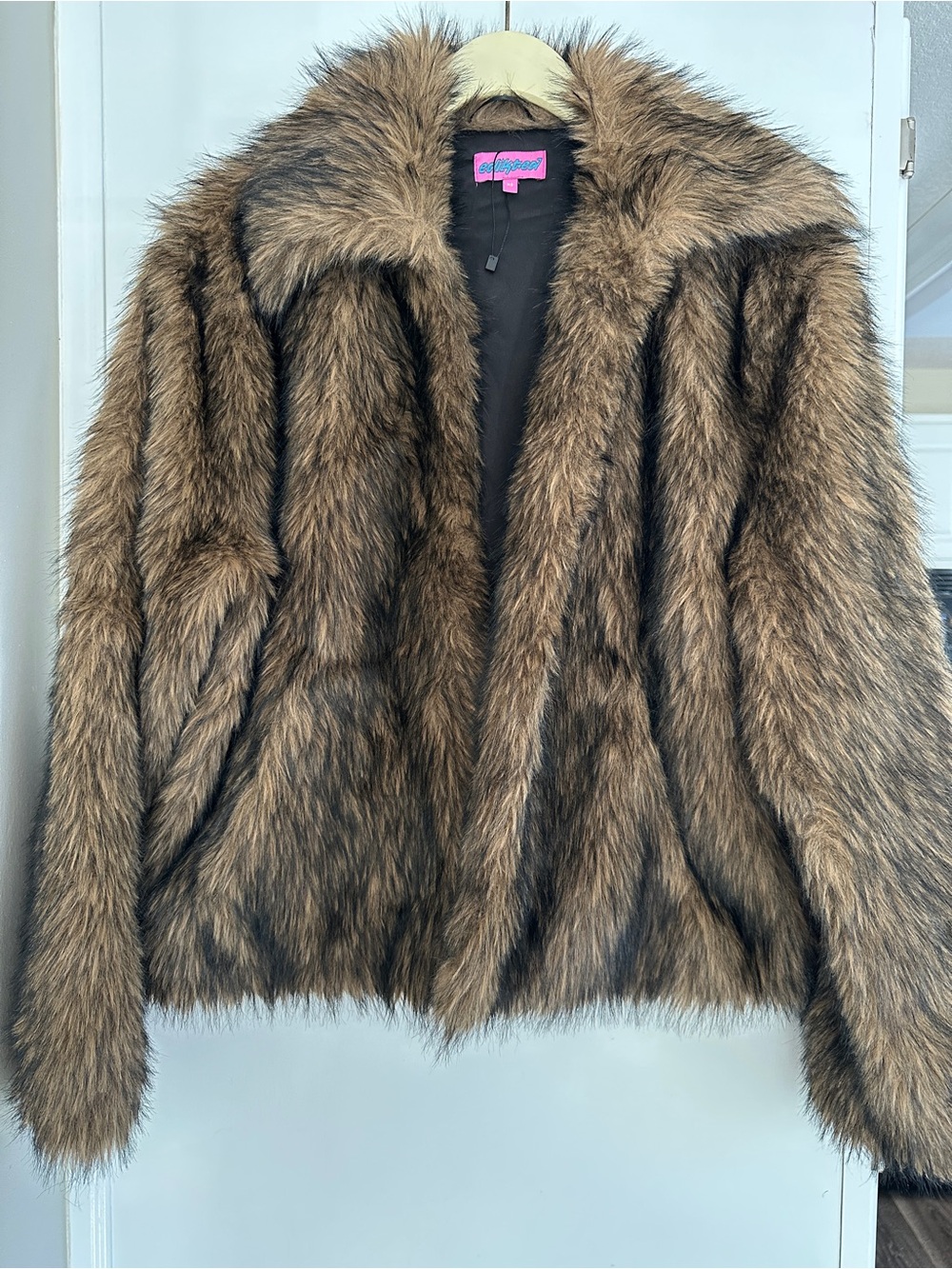 Mob Wife Faux Fur Brown Jacket with Pockets